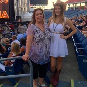 Meet your Posher, Sandy